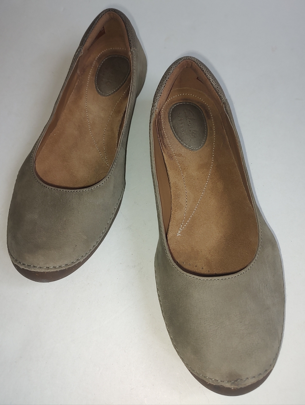Clarks Autumn Sun Women's Flats Nubuck Leather Sage Grey Loafers Shoes 7.5